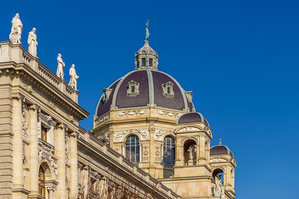 Platz 9 Naturhistorisches Museum