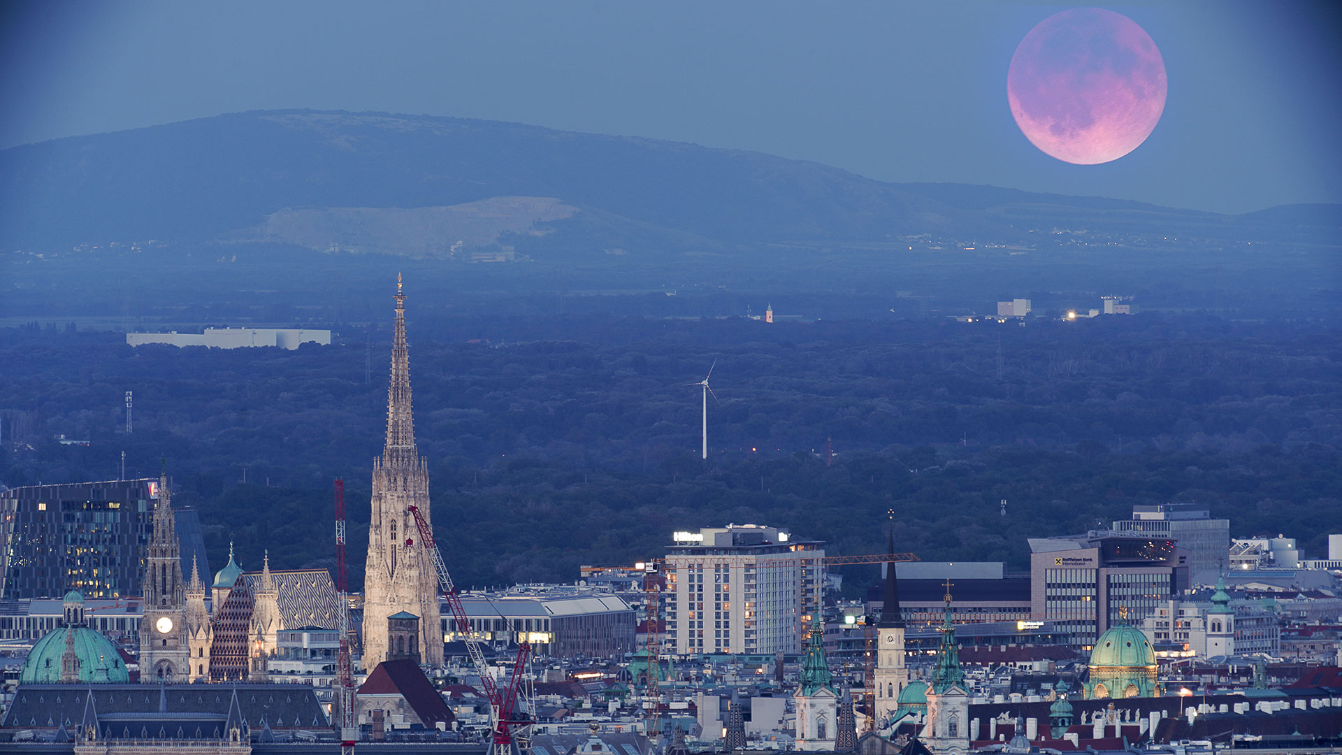 wien-blutmond-2025