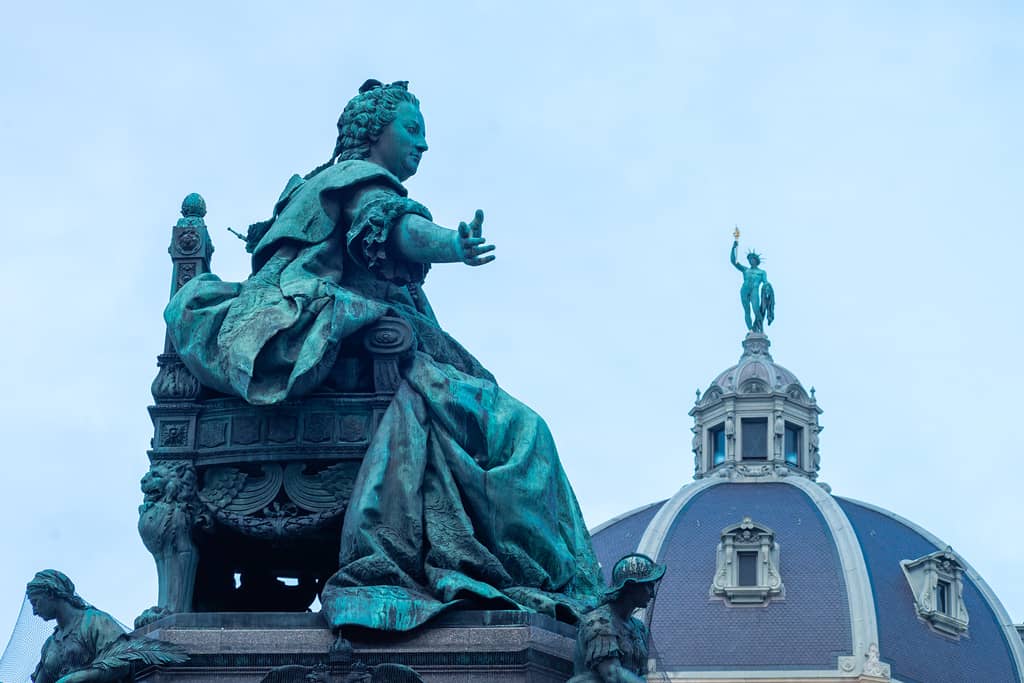 Maria Theresiendenkmal