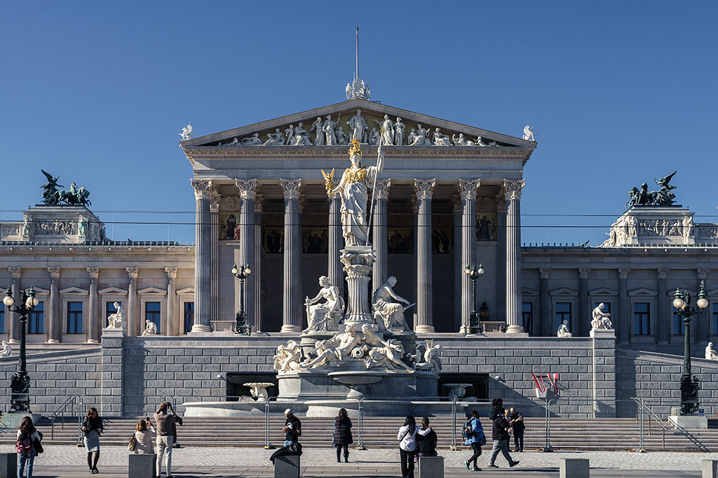Pallas Athene Brunnen