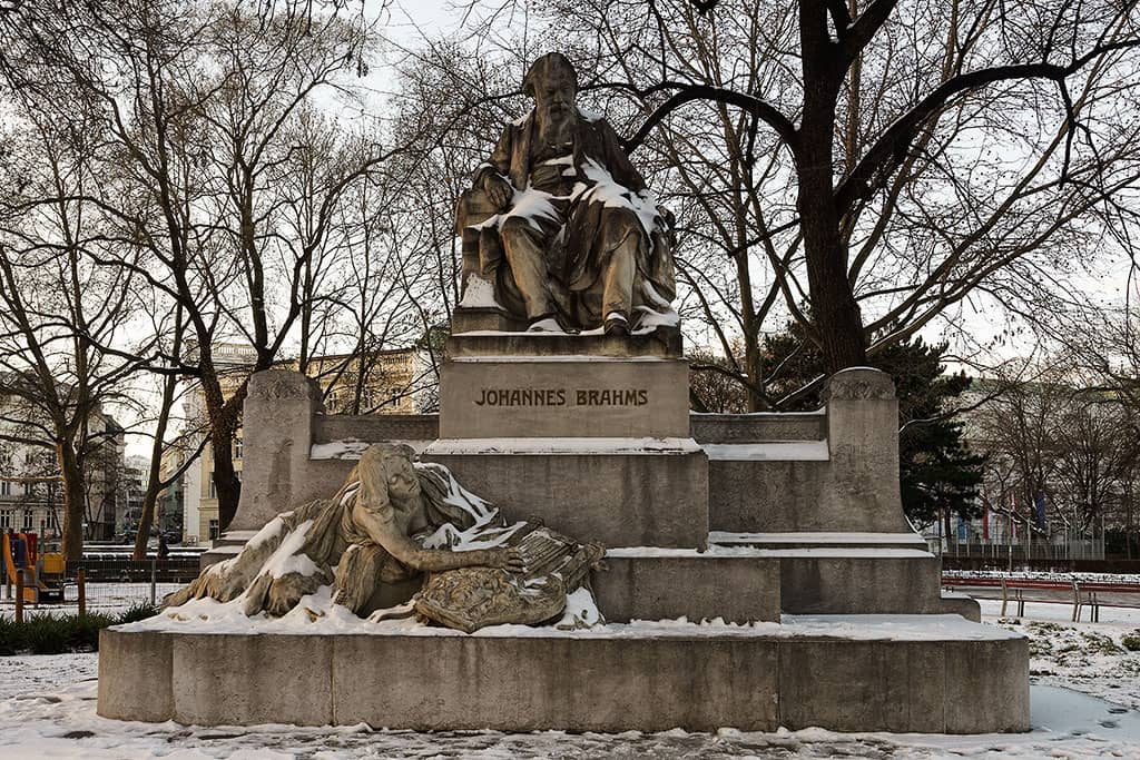 Johannes Brahms Denkmal